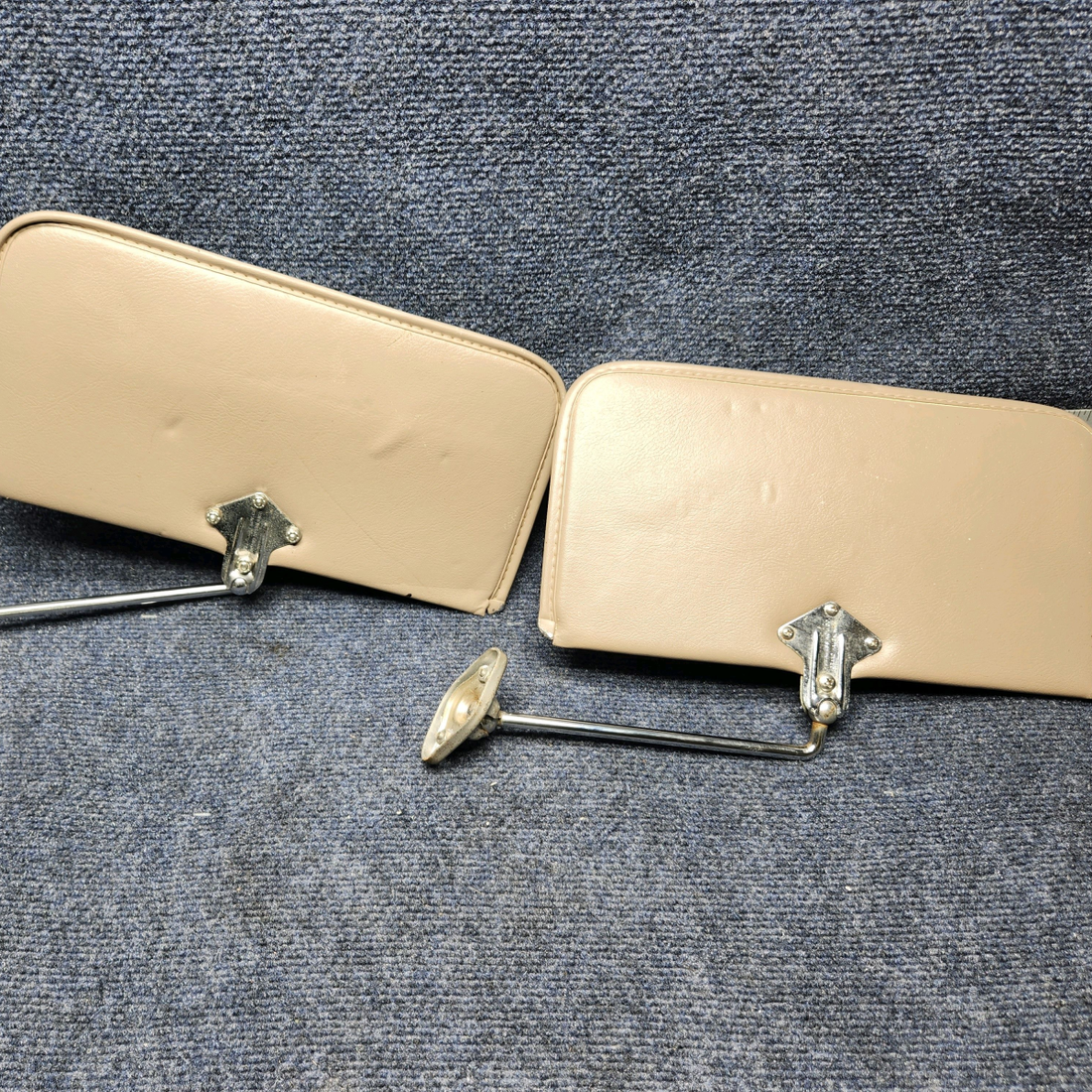 Used aircraft parts for sale, 169-380014 Beechcraft C23 SUNDOWNER SUN VISOR SET LH AND RH WITH MOUNTS