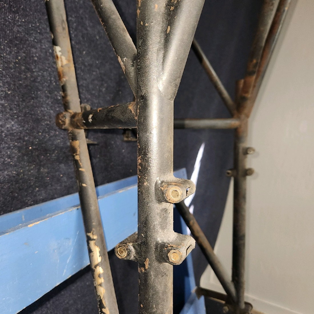 Used aircraft parts for sale, 37105-000 piper pa34-200t Engine Mount Assembly
