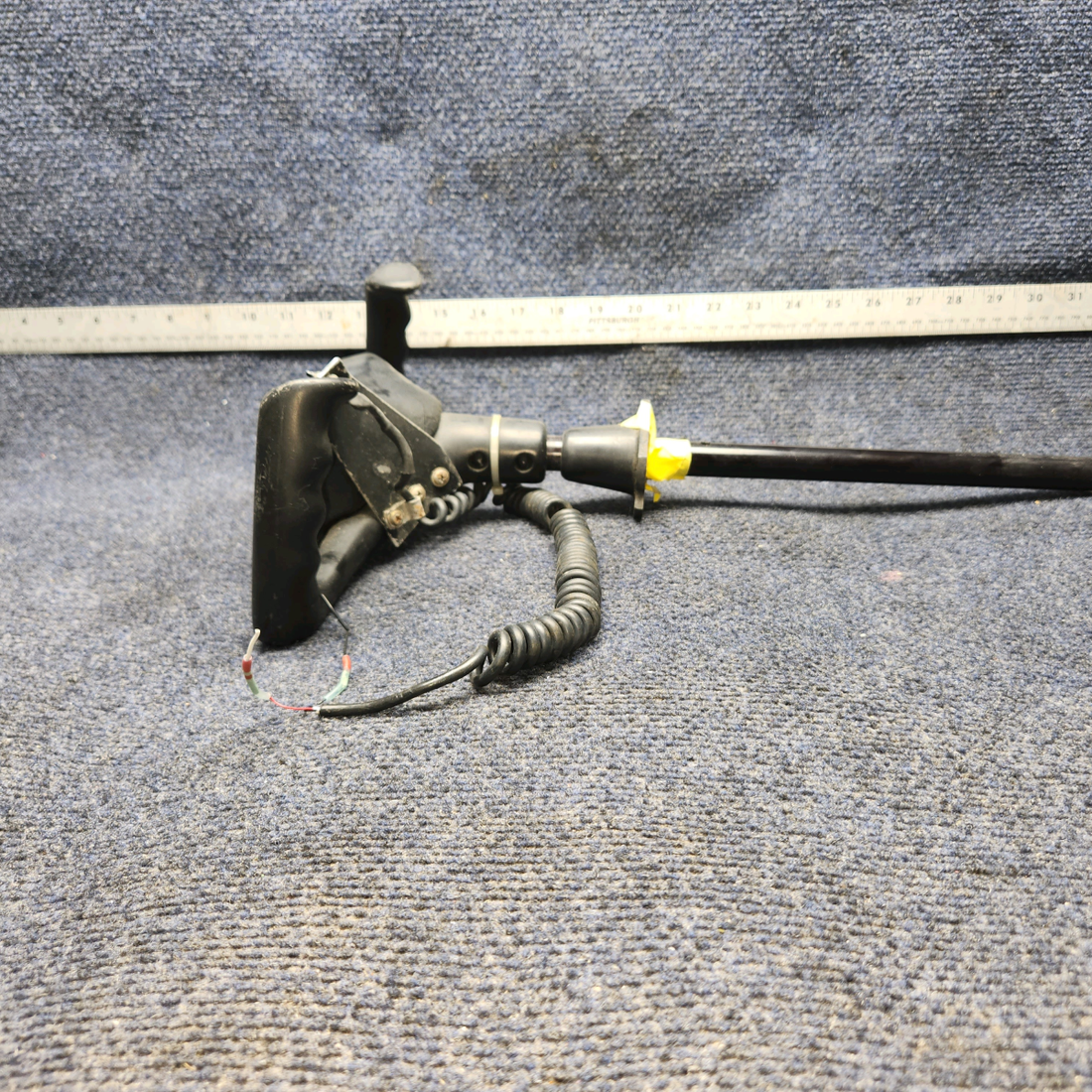 Used aircraft parts for sale, 0513260-4 Cessna 172RG Co-Pilot Control Wheel