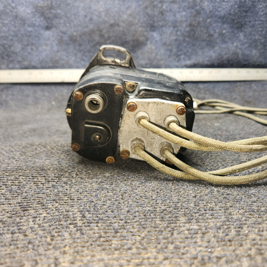 Used aircraft parts for sale, 10-51360-29 Bendix Piper PA-28-140 Magneto
