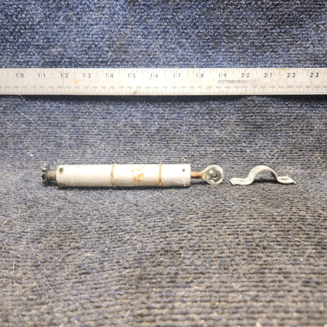 Used aircraft parts for sale, 1260074-1 cessna 172N Elevator Trim Tab Actuator Assembly
