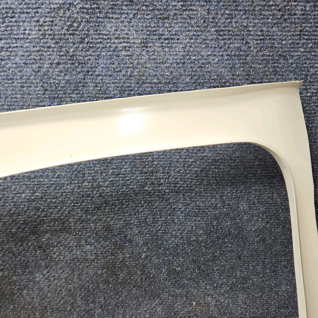 Used aircraft parts for sale, P0500210-40-LG Premier Aero Cessna 172E Side Window Molding RH