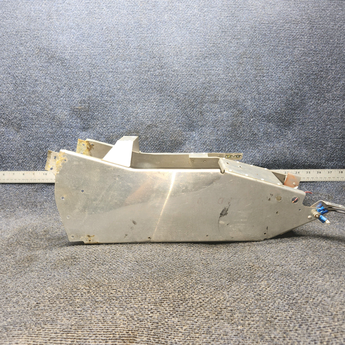 Used aircraft parts for sale, 0513368-201, 0513368-200 Cessna 172F Console Structure  Assembly