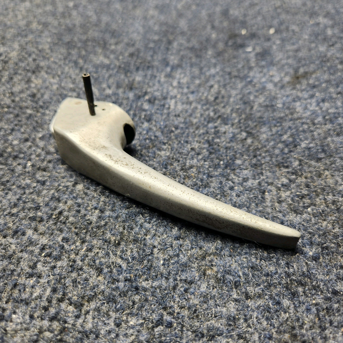 Used aircraft parts for sale, 35-400439 BEECHCRAFT F35 CABIN INSIDE DOOR HANDLE.