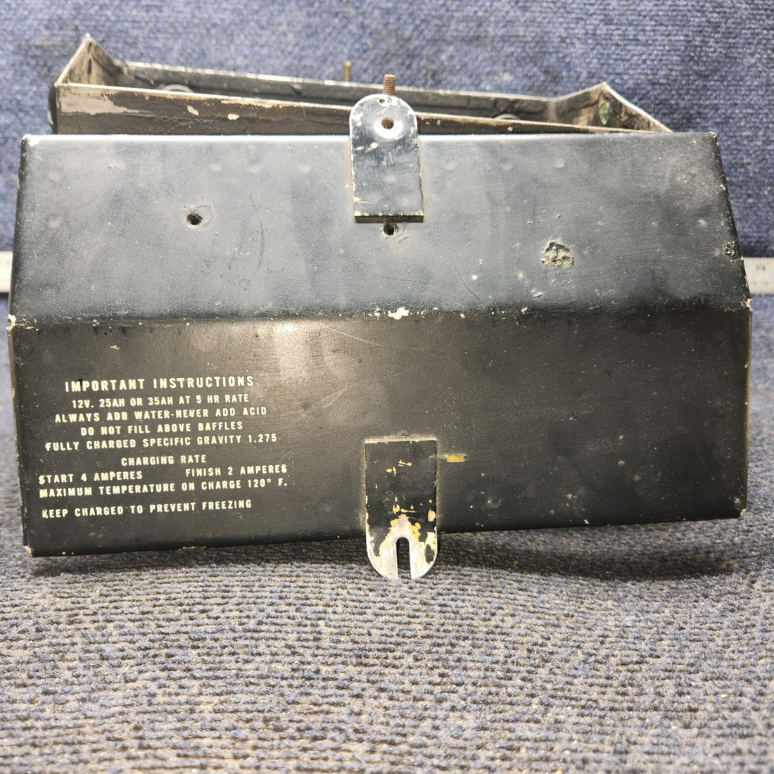 Used aircraft parts for sale, 63888-000 PIPER PA28-140 Battery Box w/ Lid