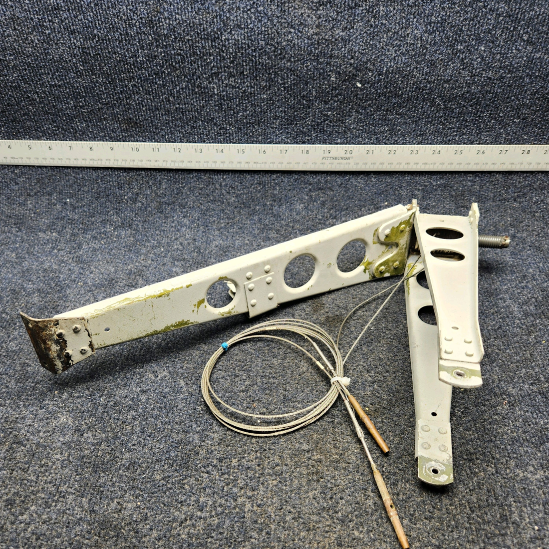 Used aircraft parts for sale, 65258-013 PIPER PA28-140 STABILATOR TRIM SUPPORT ASSY