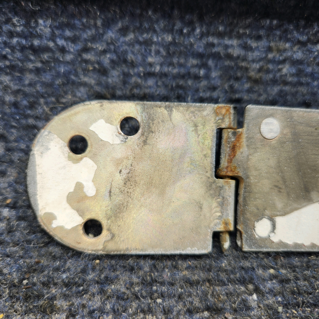 Used aircraft parts for sale, 0511280-2, 0511237-2 Cessna 172E Cabin Door Hinge Assembly Upper - RH