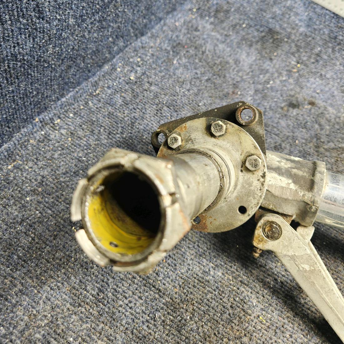 Used aircraft parts for sale, 33-810000-1 Beechcraft 35-33 Main Landing Gear - LH