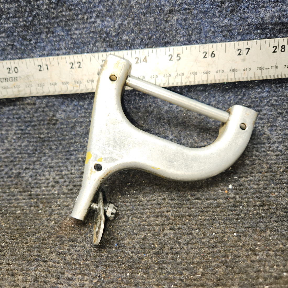 Used aircraft parts for sale, 35-815118 Beechcraft 35-33 Landing Gear Door Idler