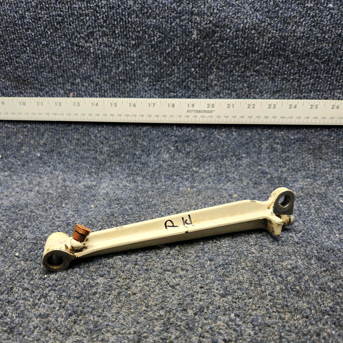 Used aircraft parts for sale, 35-815155-611 BEECHCRAFT F35 LEG ASSY MAIN GEAR RETRACT RH
