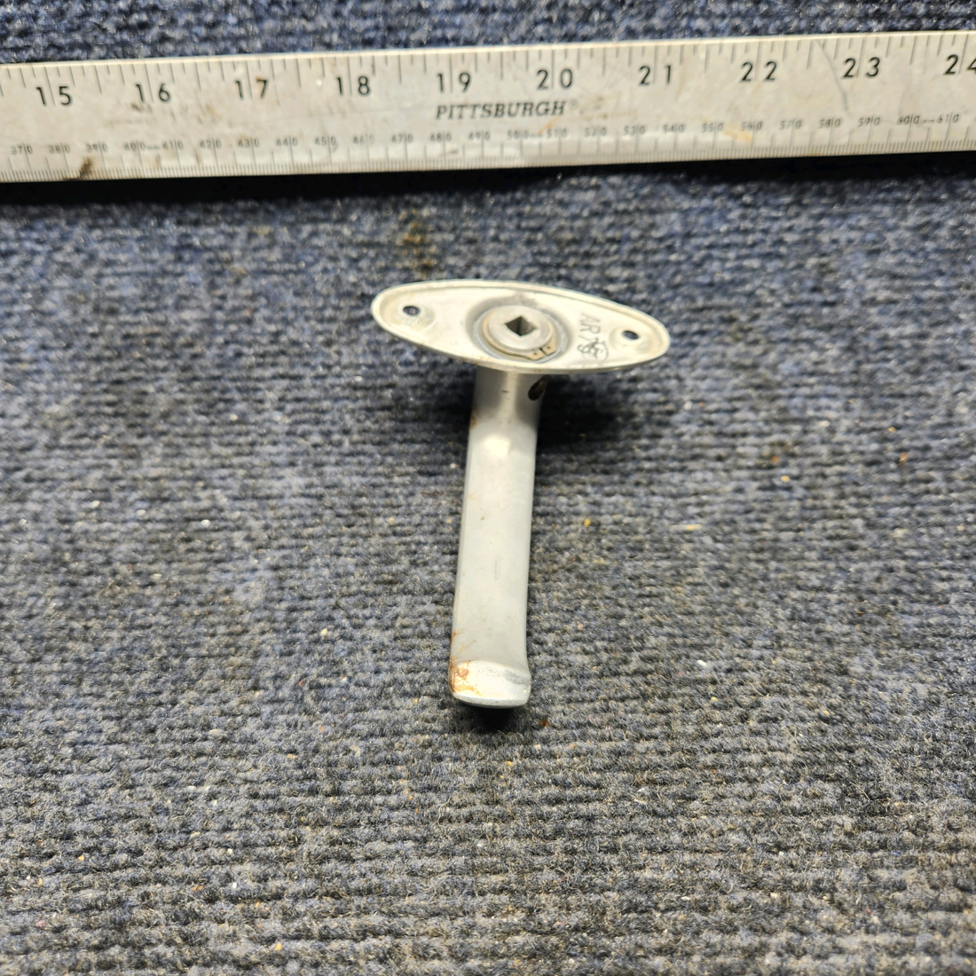 Used aircraft parts for sale, AR75 ALUMINUM DOOR HANDLE P/N AR34