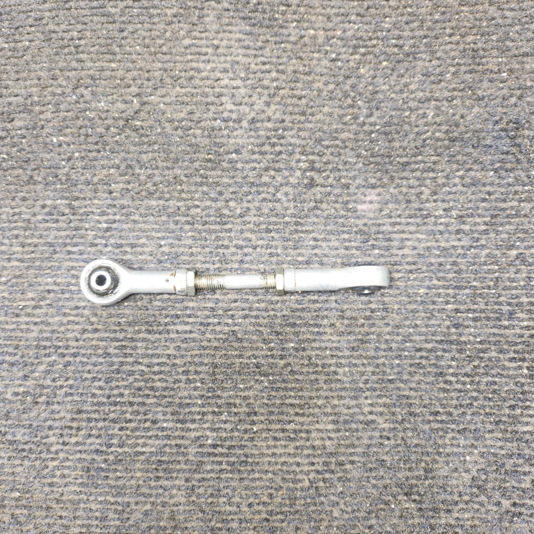 Used aircraft parts for sale, 0743608-2 Cessna 182G Push/Pull Rod Assembly Nose Gear Steering LH