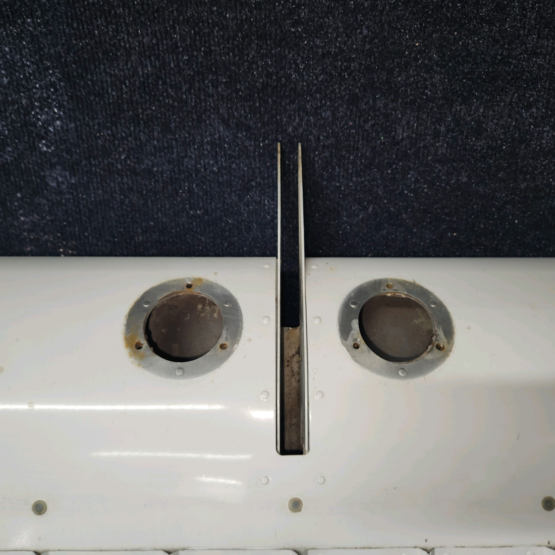 Used aircraft parts for sale, 0426901-16 cessna 150G Flap Assembly – RH