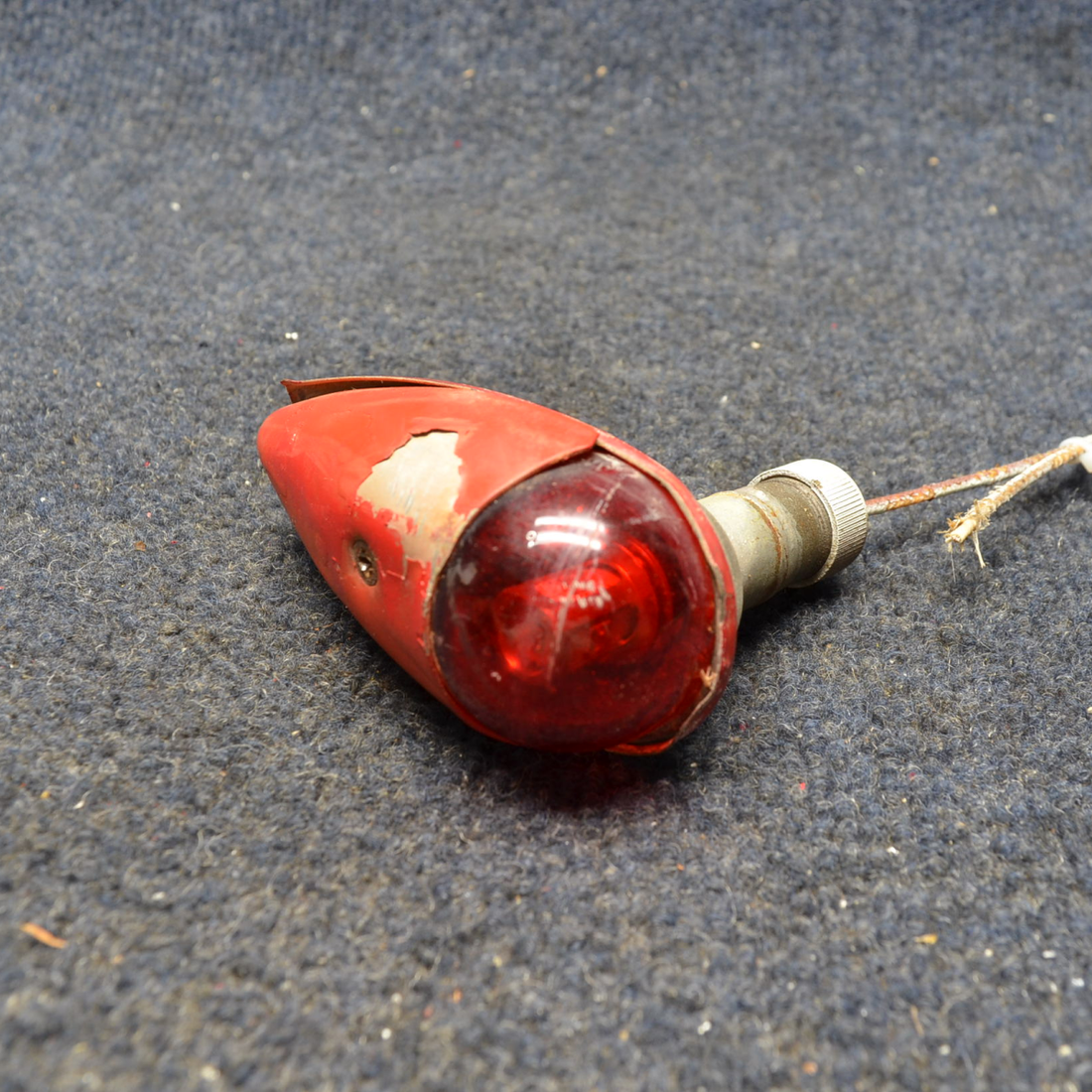 Used aircraft parts for sale, C622001-0201 Cessna C175 CESSNA WING POSITION LIGHT ASSY W/ RED LENS