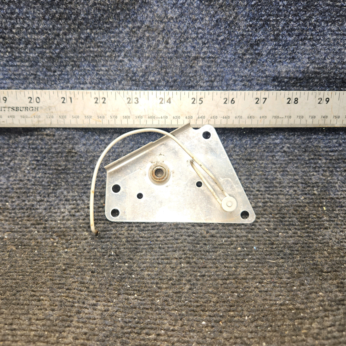 Used aircraft parts for sale, 0713642-1, 0713642-3 Cessna 172F Elevator Trim Retainer with Indicator