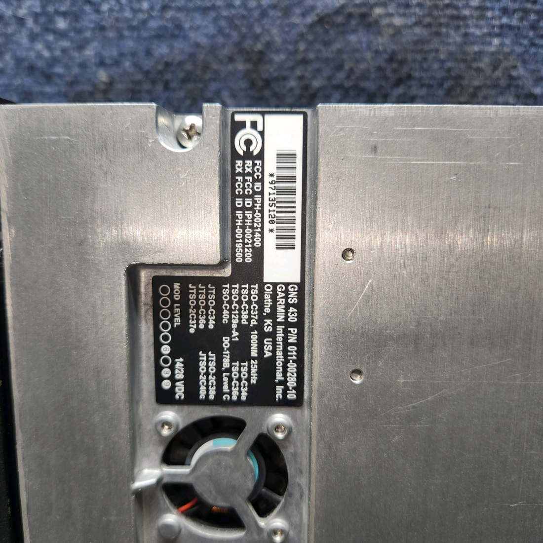 Used aircraft parts for sale, 011-00280-10 Garmin GNS 430 cessna 172k Non-WAAS GPS/COM/NAV Unit with Tray and Connectors