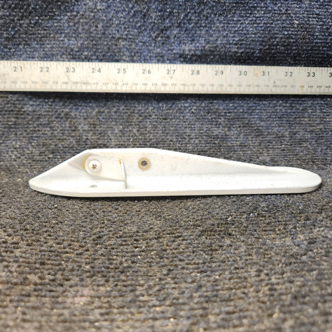 Used aircraft parts for sale, 0541154-1 Cessna 172E Main Gear Step LH or RH