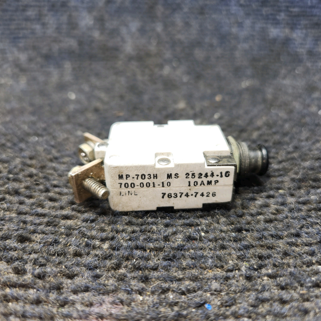Used aircraft parts for sale, 700-001-10 Breaker Mfg Cessna 172E Pull Braker 10 AMP