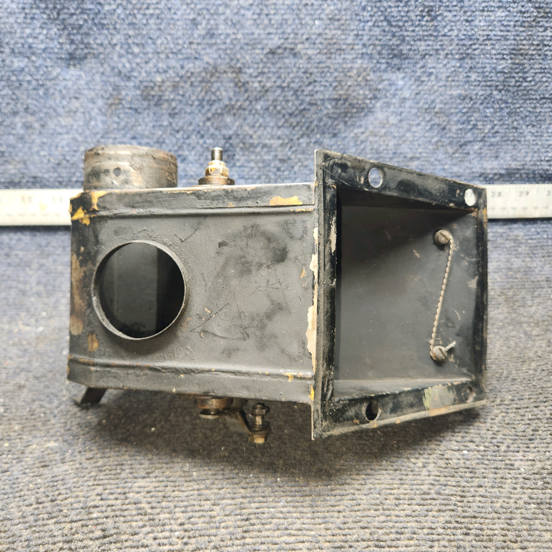Used aircraft parts for sale, 641534 cessna 150G Carburetor Heat Airbox