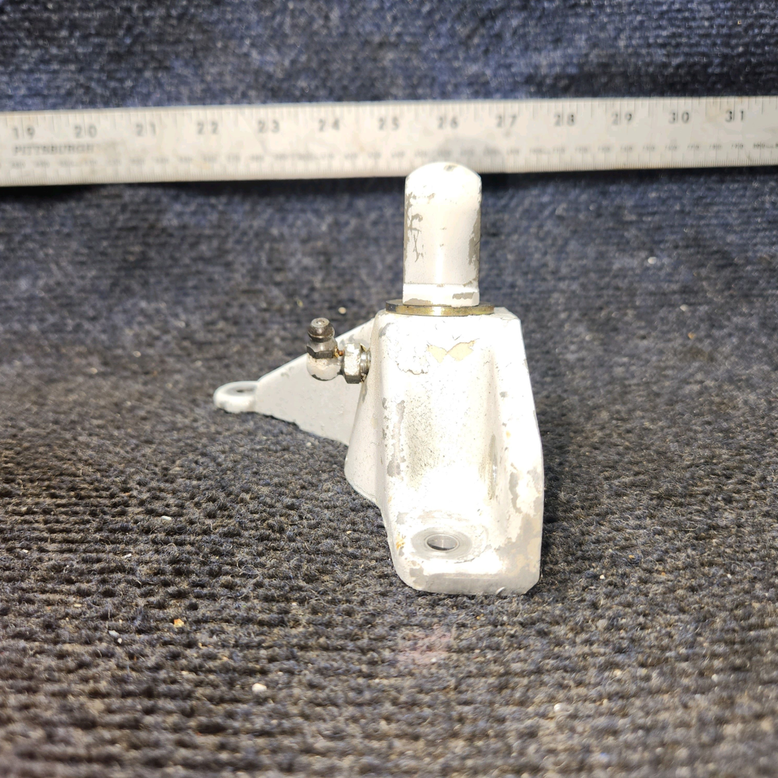 Used aircraft parts for sale, 95643-006 Piper PA32RT-300 Main Gear Truss Bracket Assembly - LH (3/8")