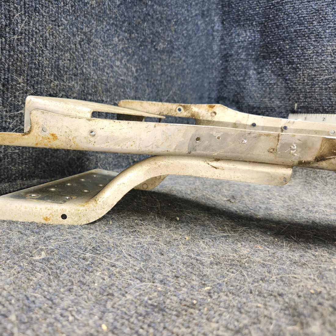 Used aircraft parts for sale, 0512124-36 Cessna 172E AFT Channel - RH