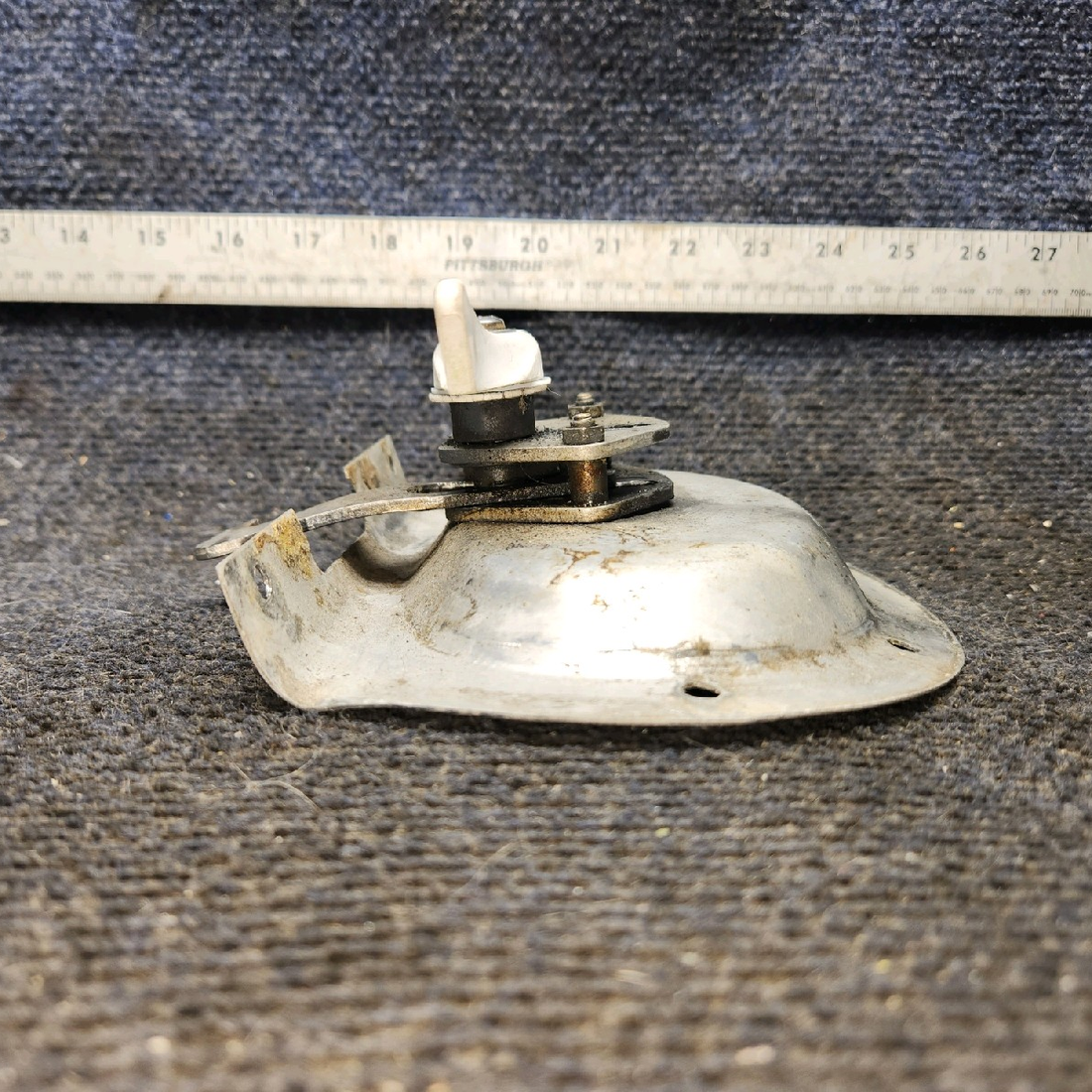 Used aircraft parts for sale, 36598-002 piper PA-28-181 Auxiliary Cabin Door Latch Assembly