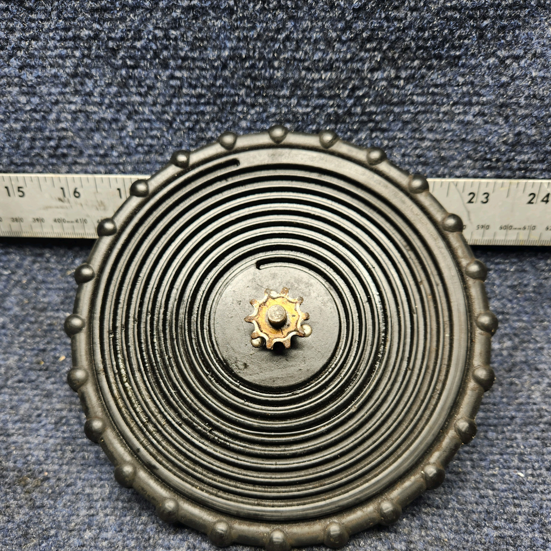 Used aircraft parts for sale, 0713656-1 CESSNA C172RG ELEVATOR TRIM TAB CONTROL WHEEL W/ RETAINER & INDICATOR