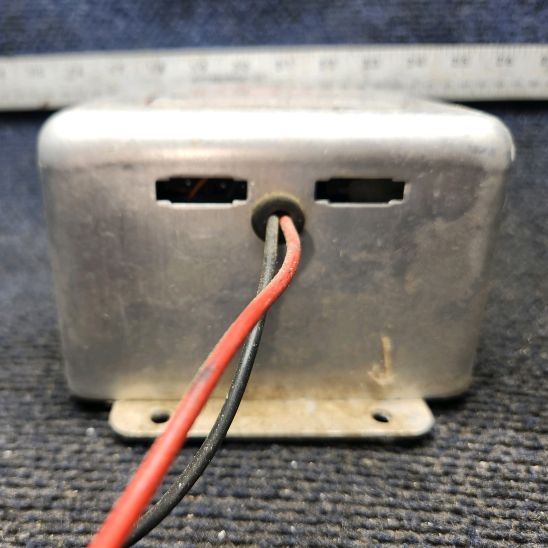 Used aircraft parts for sale, A413,T2-14 Whelen Strobe Light Power Supply (14V)