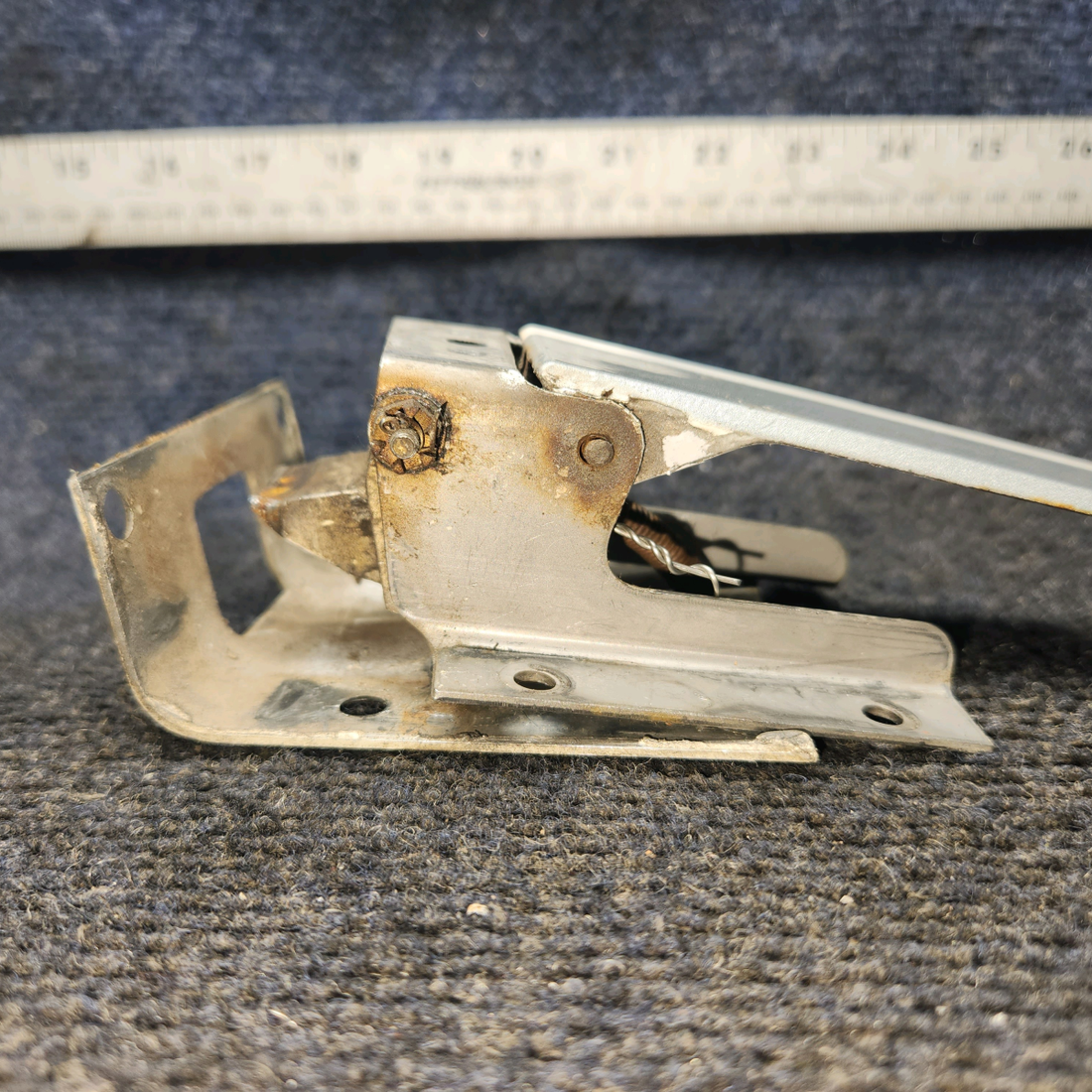 Used aircraft parts for sale, 79515-004, 79515-035 Piper PA28-161 Cabin Door Latch Assy w/ Cover