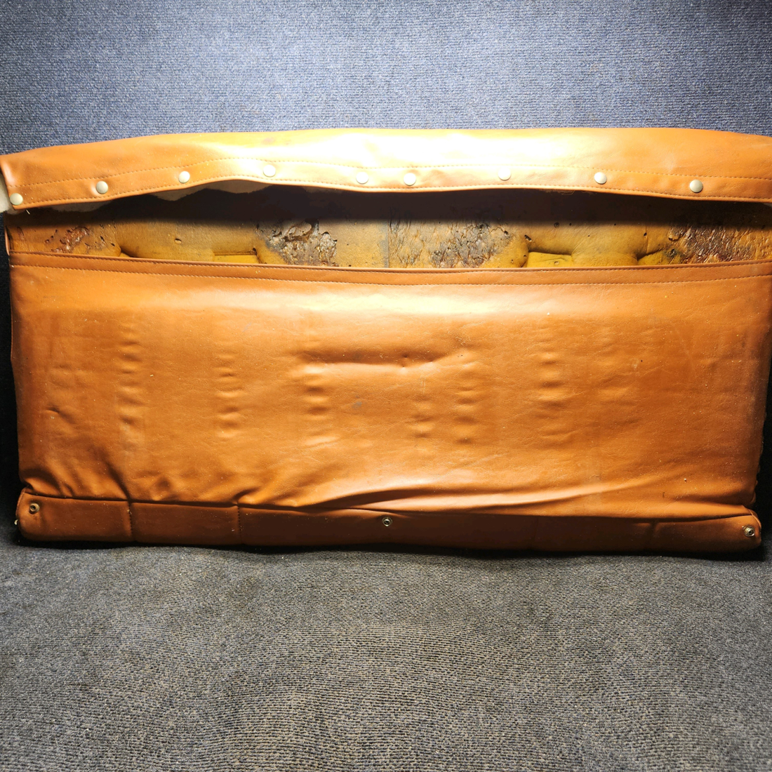 Used aircraft parts for sale, 33-530000-95 Beechcraft 35-33 Aft Seat Cushion Assy Bottom