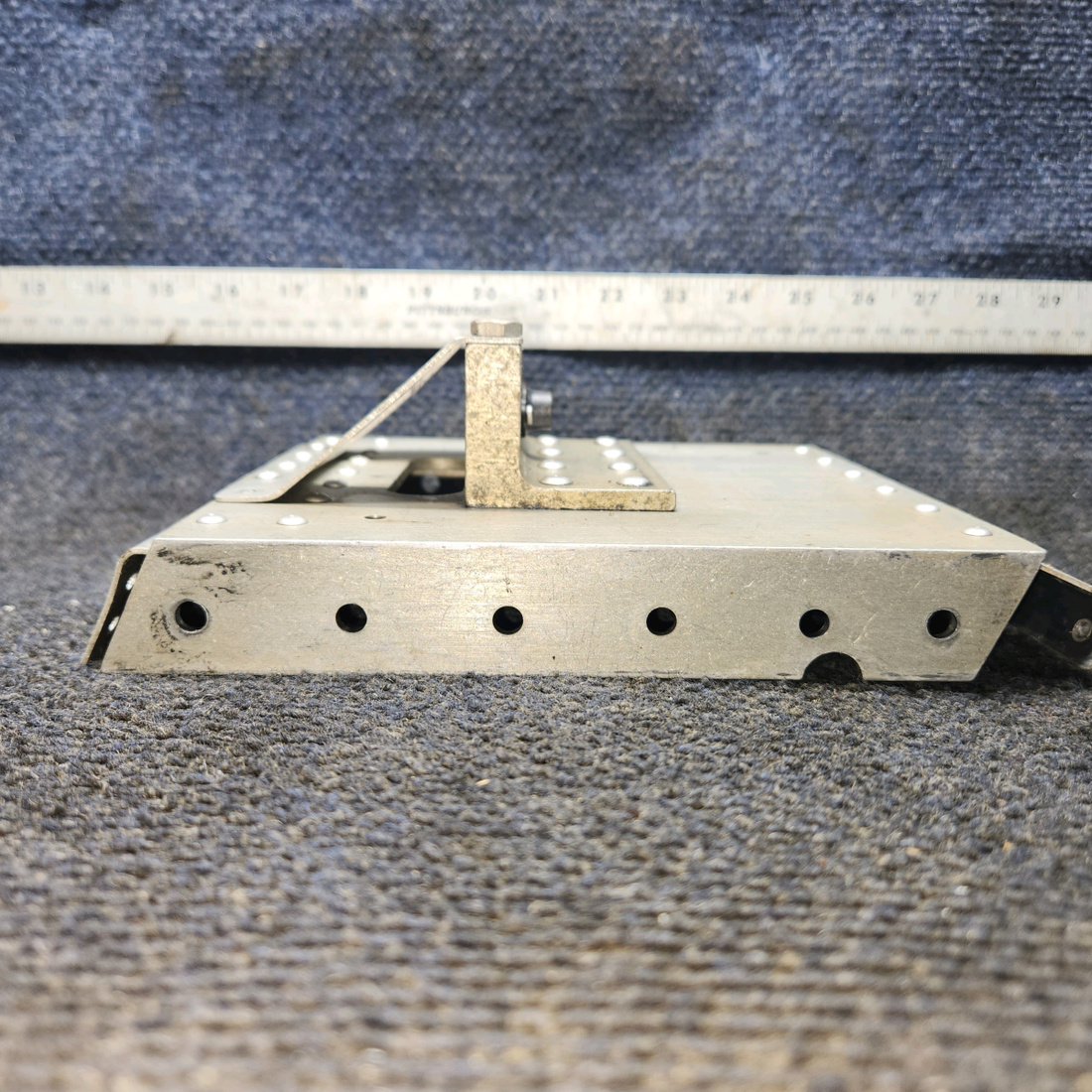 Used aircraft parts for sale, 0441172-1 cessna 150G Landing Gear Bulkhead Inboard Assembly – RH
