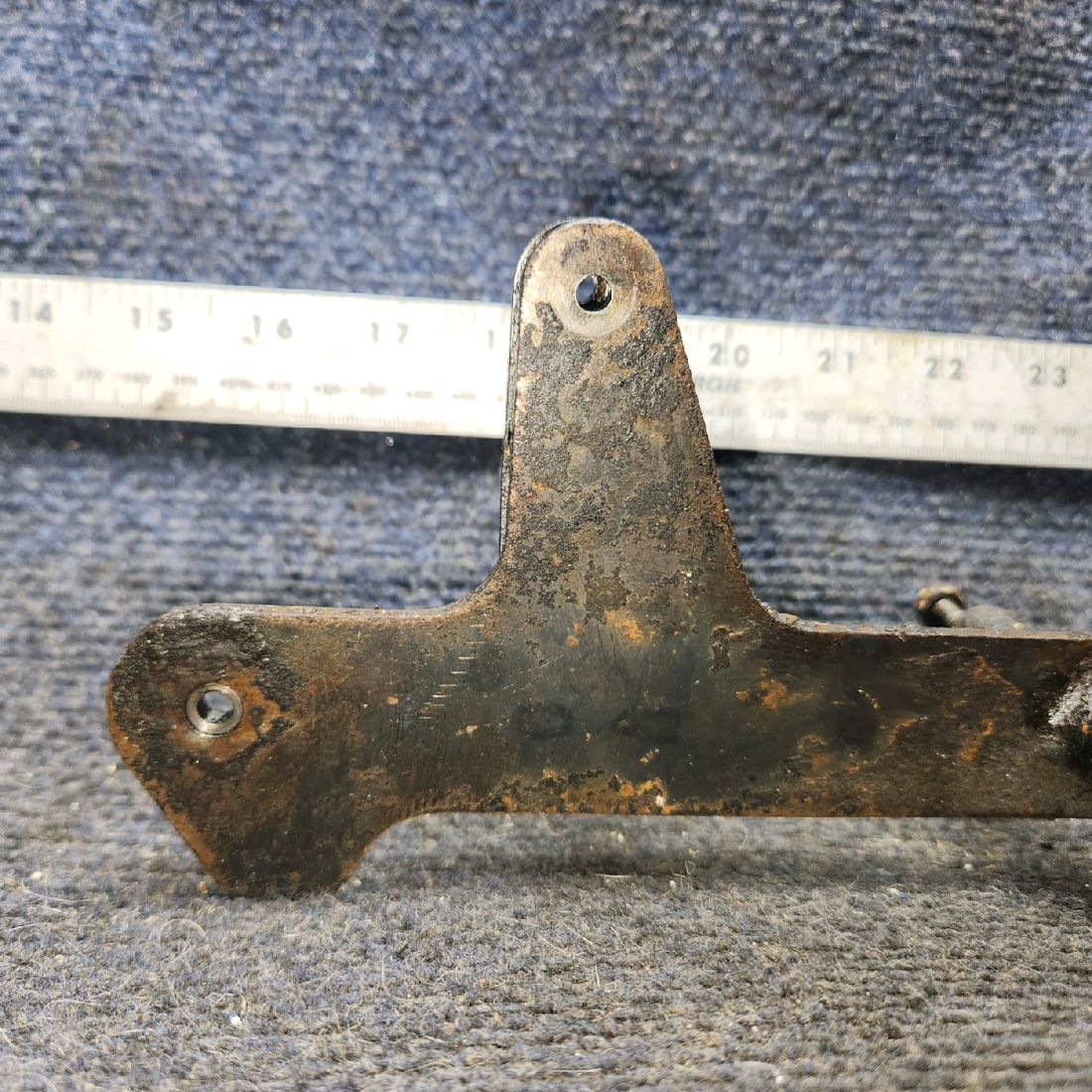 Used aircraft parts for sale, 35614-010 piper PA-28-181 LH Aileron Bellcrank Assembly
