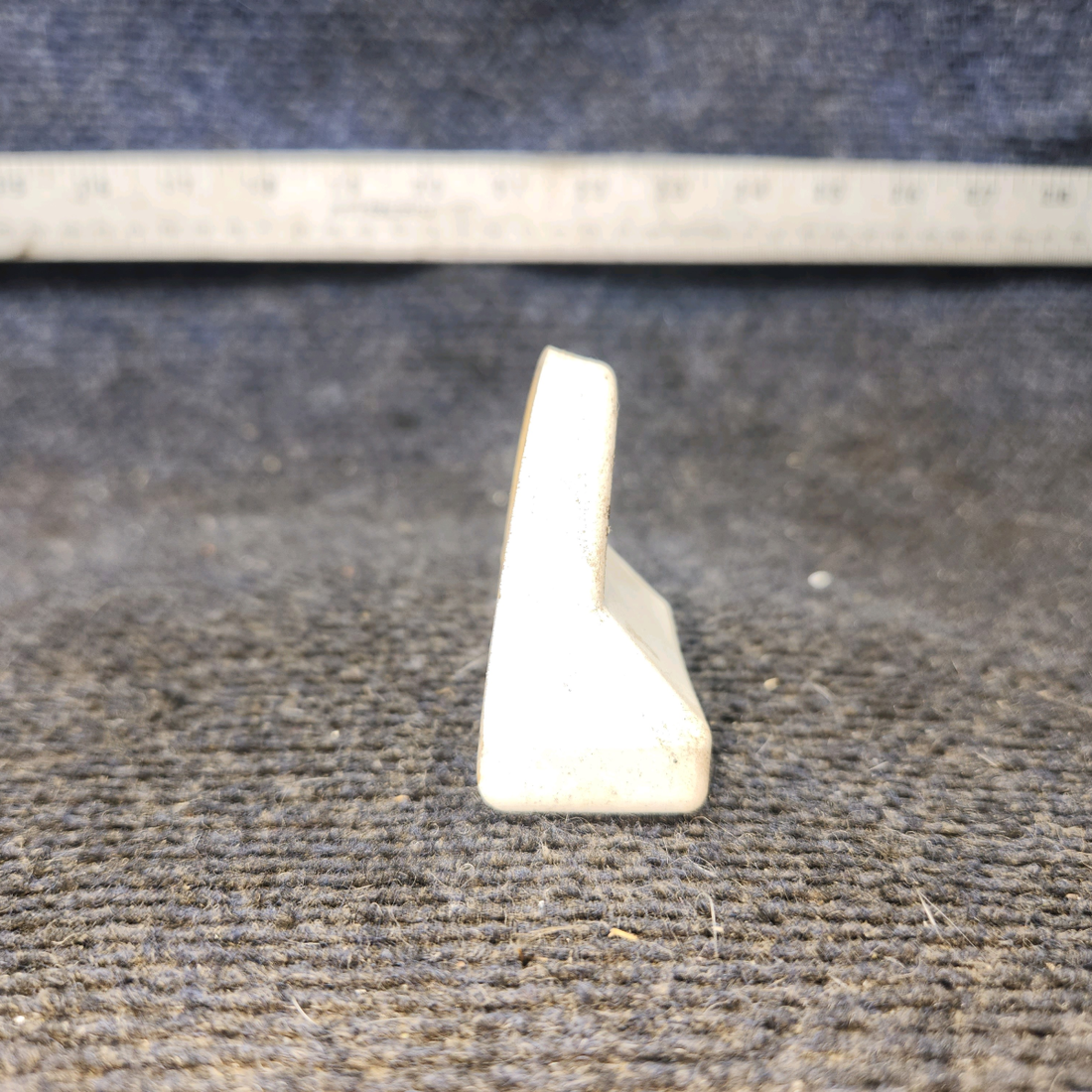 Used aircraft parts for sale, 0415010-1 cessna 172N Shoulder Harness Attach Cover