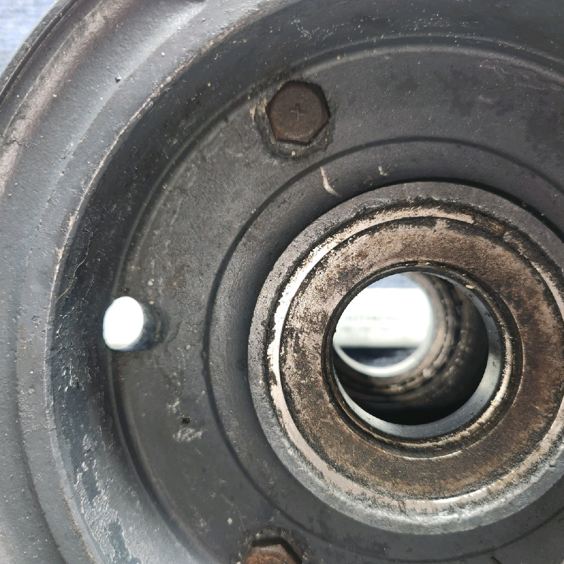Used aircraft parts for sale, 551-764 piper PA-28-181 Main Wheel Assembly