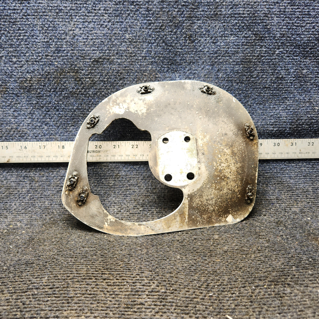 Used aircraft parts for sale, 0741610-12 Cessna 172E Wheel Pant Support Bracket RH