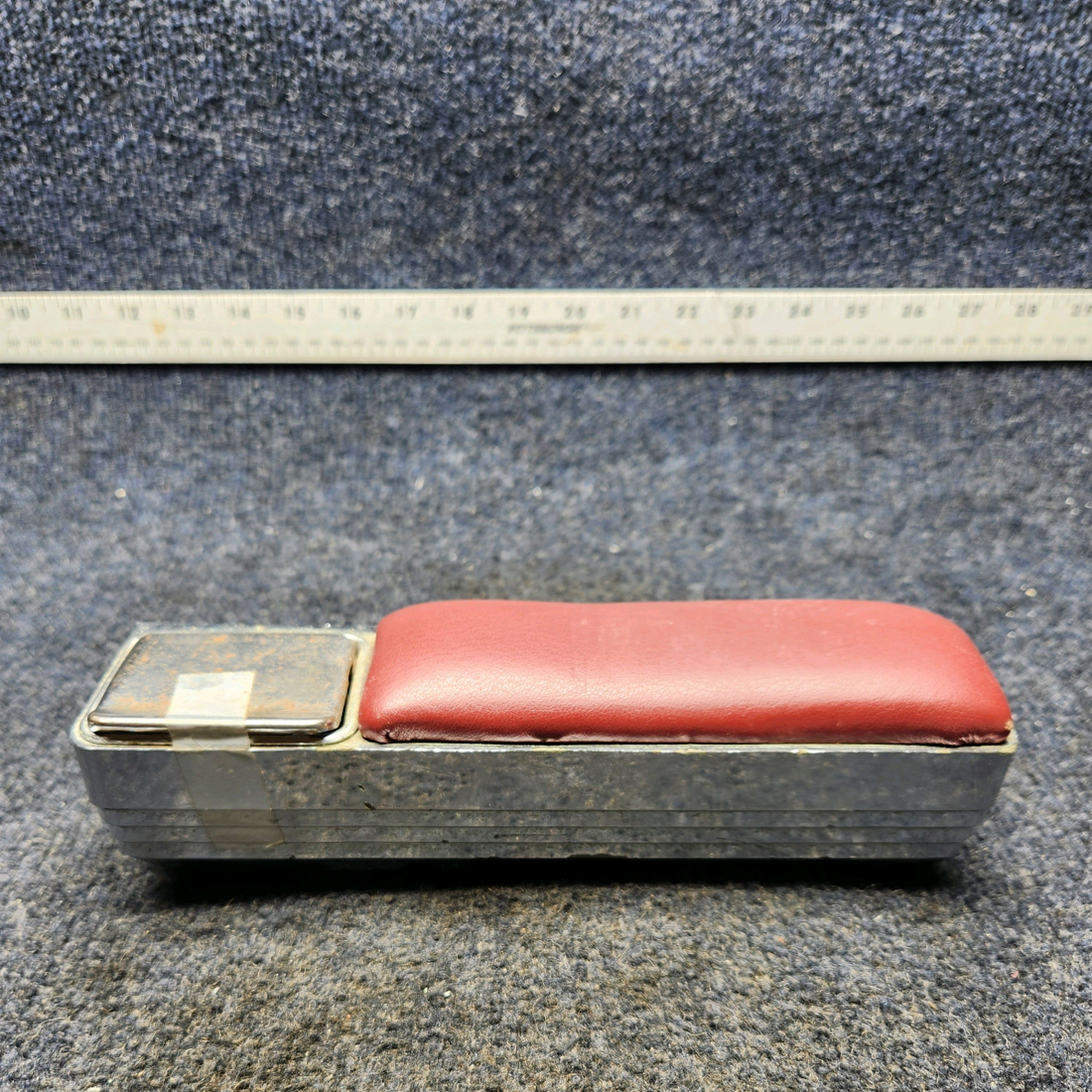 Used aircraft parts for sale, 66710-017 Piper PA32RT-300 ARMREST ASSY MIDDLE RH / AFT RH W/ ASH TRAY