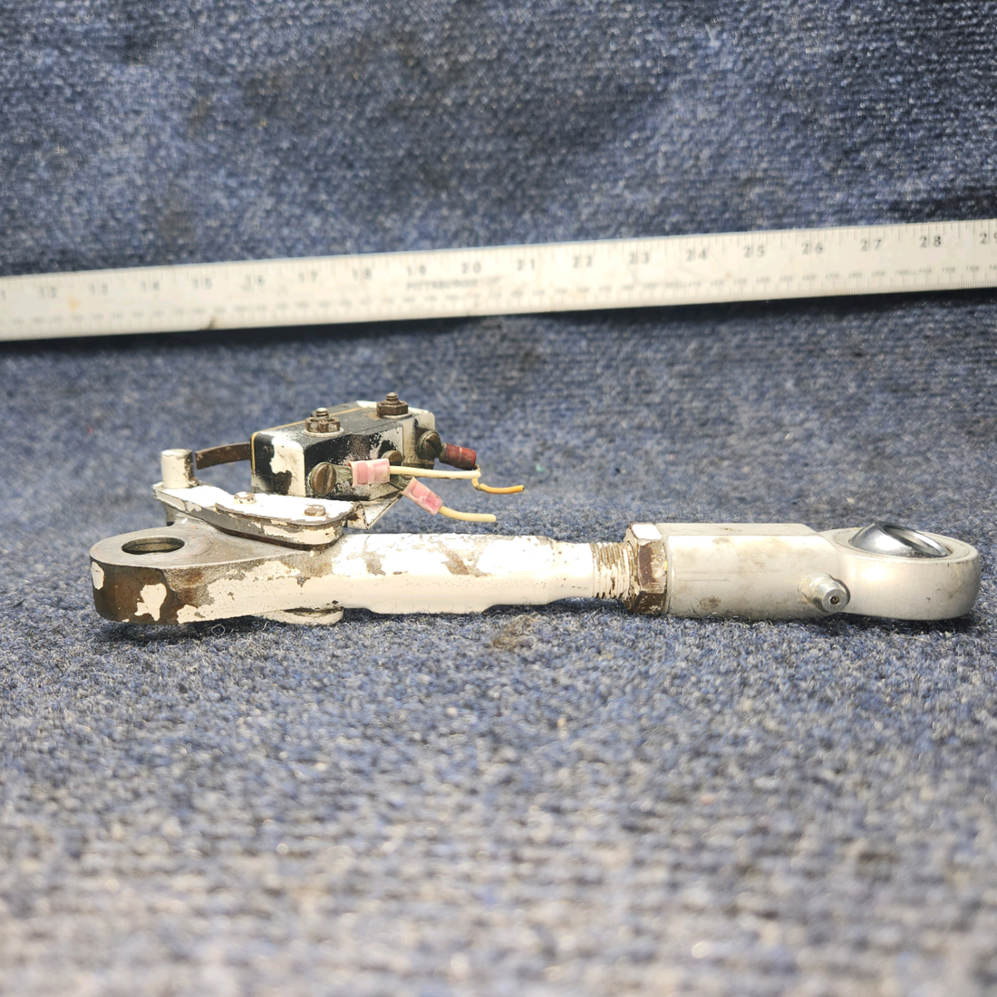 Used aircraft parts for sale, 67797-007 PIPER PA28RT-201 Main Gear Dowlock Truss Link Assy R.H