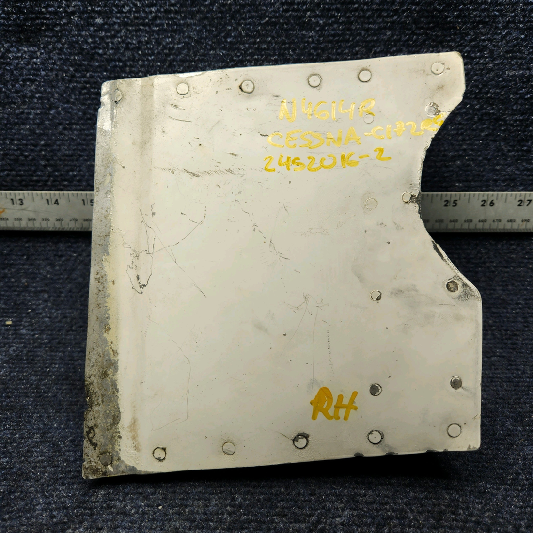 Used aircraft parts for sale, 2452016-2 CESSNA C172RG COWL FLAP ASSEMBLY RH