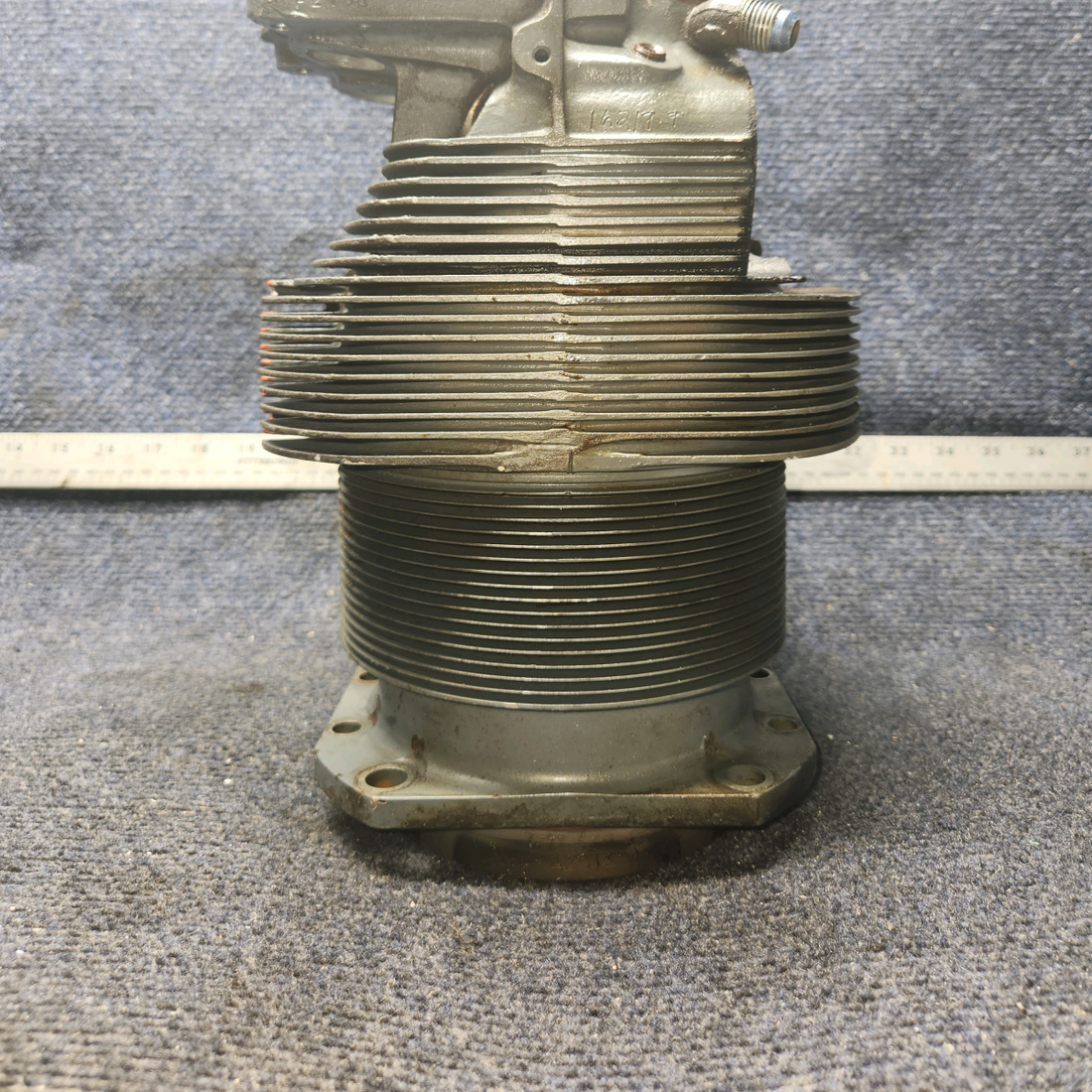 Used aircraft parts for sale, LW-12416 Lycoming O-320-D2A Piper PA28-140 Cylinder Wide Deck Chrome with High-Compression Piston