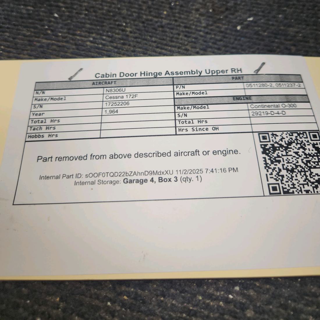 Used aircraft parts for sale, 0511280-2, 0511237-2 Cessna 172F Cabin Door Hinge Assembly Upper - RH