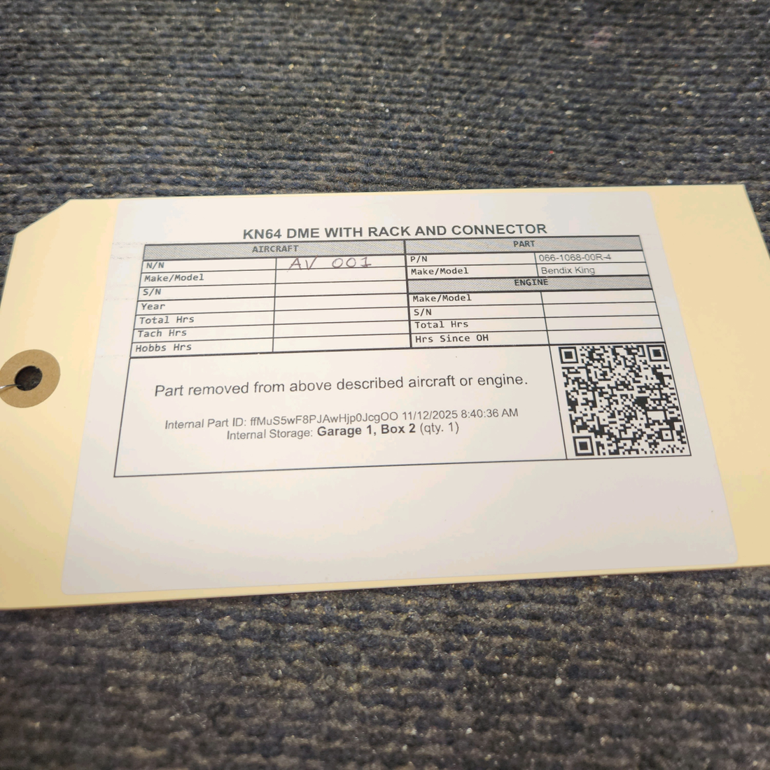 Used aircraft parts for sale, 066-1068-00R-4 Bendix King KN64 Beechcraft 95-B55 DME WITH RACK AND CONNECTOR