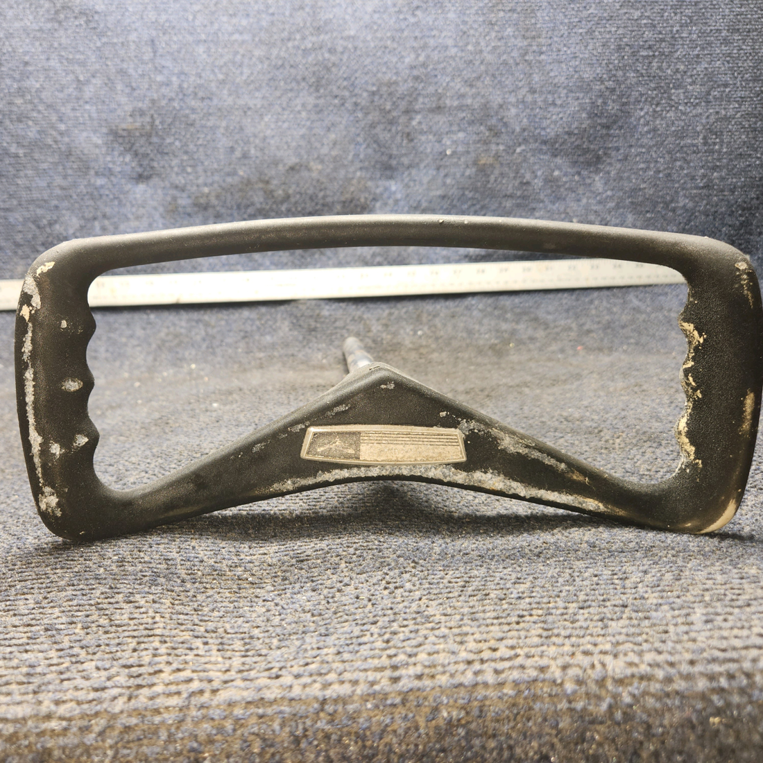 Used aircraft parts for sale, 0513332-201, 0413213-10 Cessna 172F Control Wheel  (L: 15," D: 0.63")