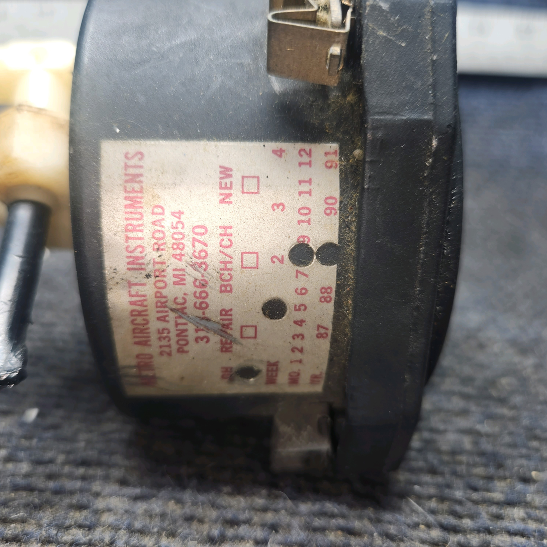 Used aircraft parts for sale, C661064-0107 Sigma-Tek cessna 172N Airspeed Indicator