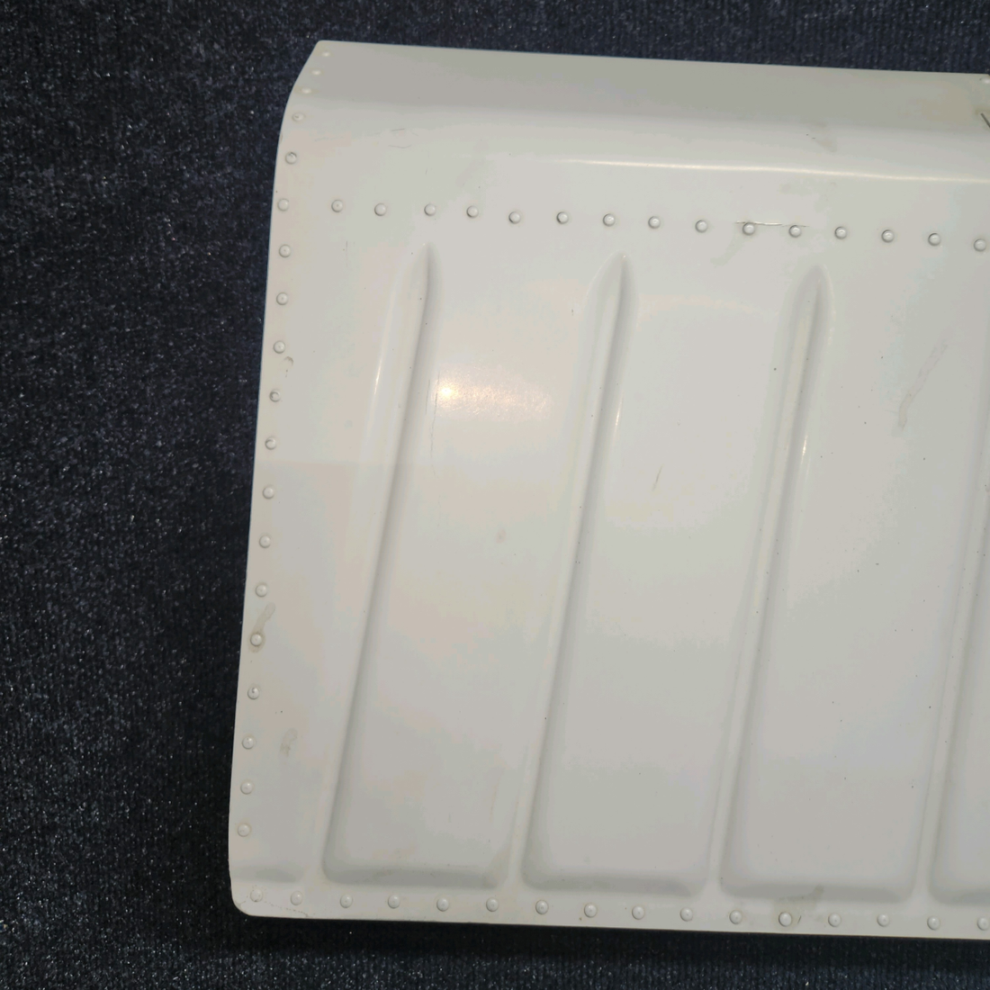 Used aircraft parts for sale, 33-130000-44 BEECHCRAFT 95-55B Aileron Assembly RH