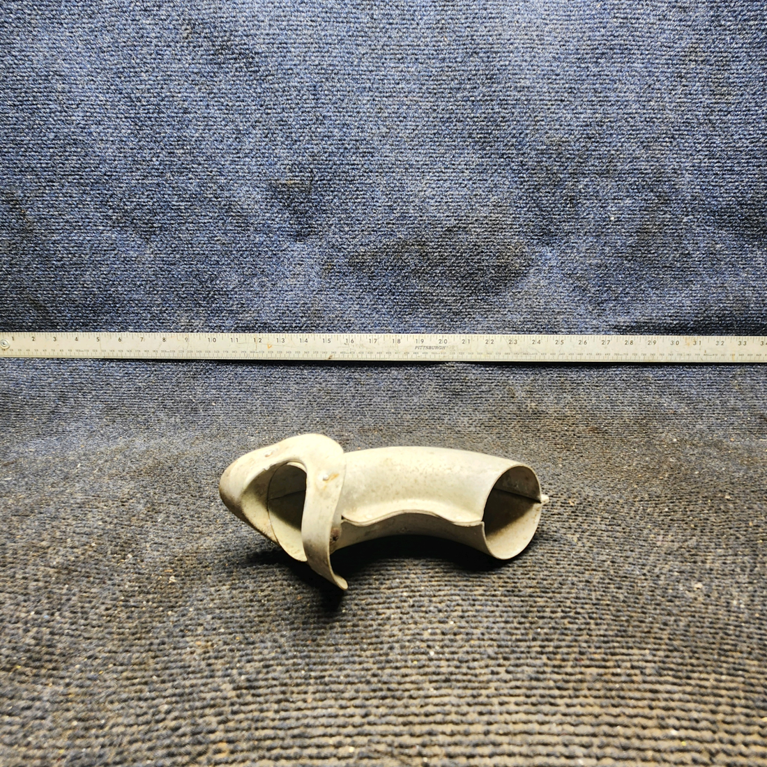 Used aircraft parts for sale, 0413233 cessna 150G Cabin Air Vent Elbow