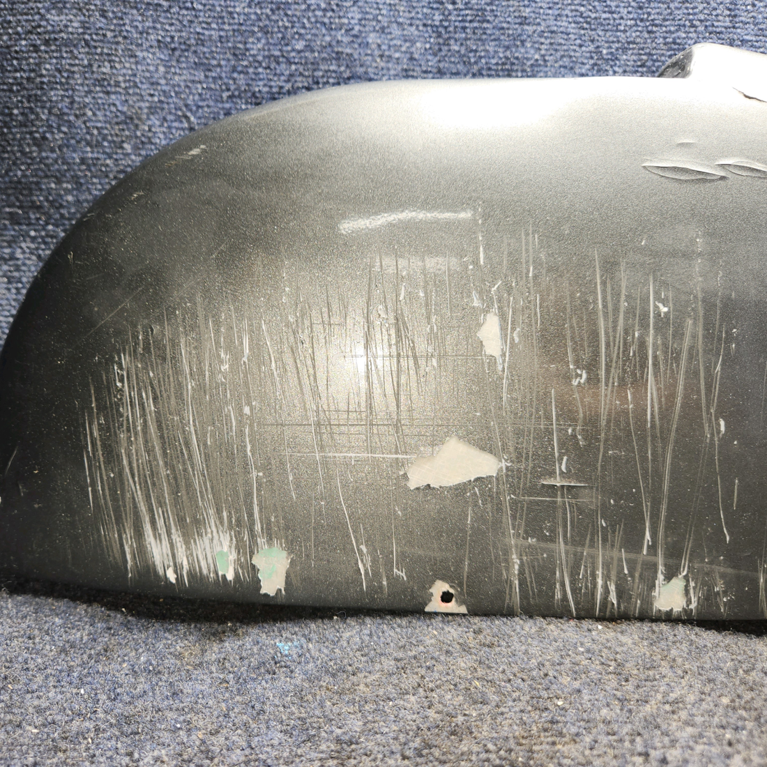 Used aircraft parts for sale, 0723200-6 Cessna 172E Wing Tip RH (Cracked)
