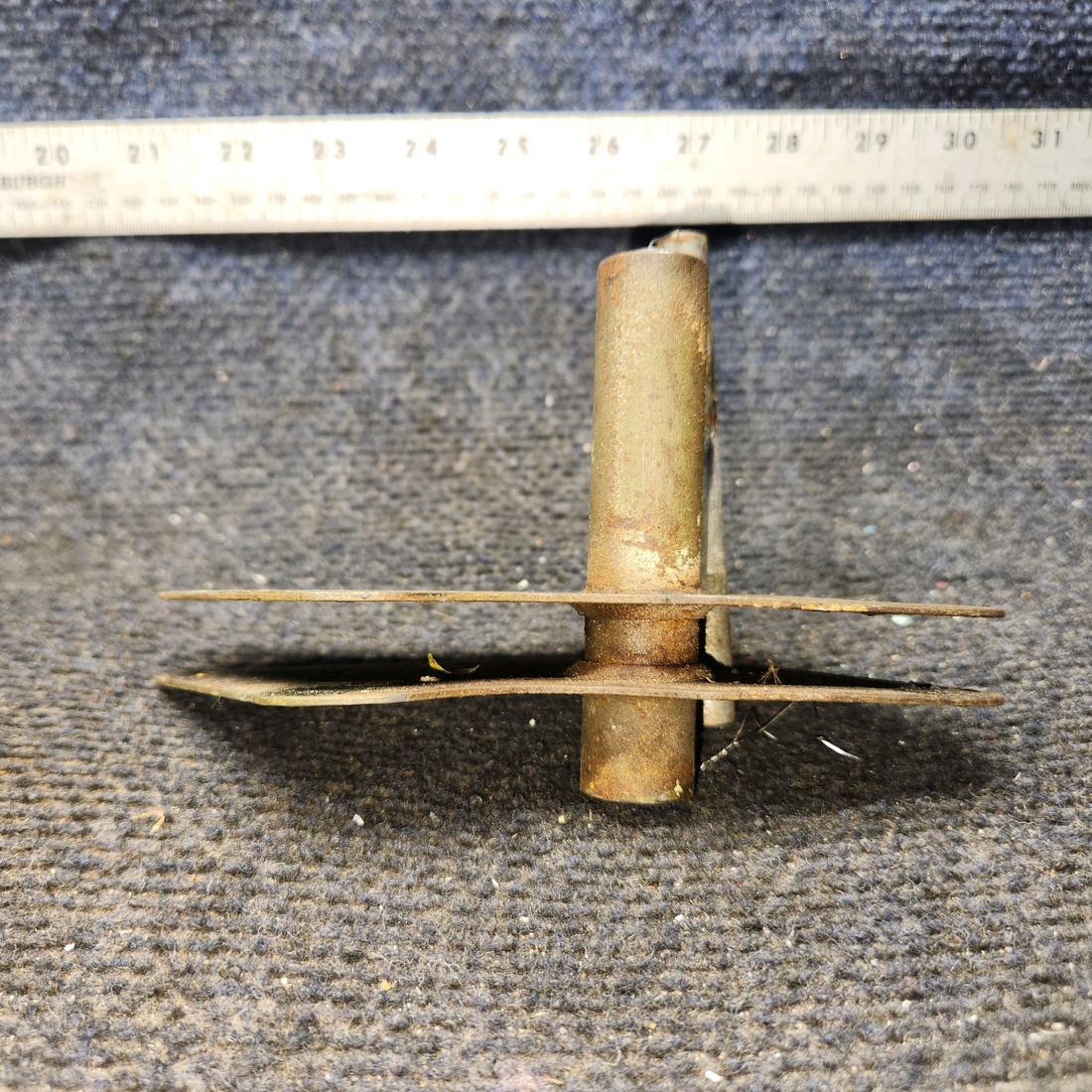 Used aircraft parts for sale, 0523223 Cessna 172E Aileron Bellcrank Assembly LH