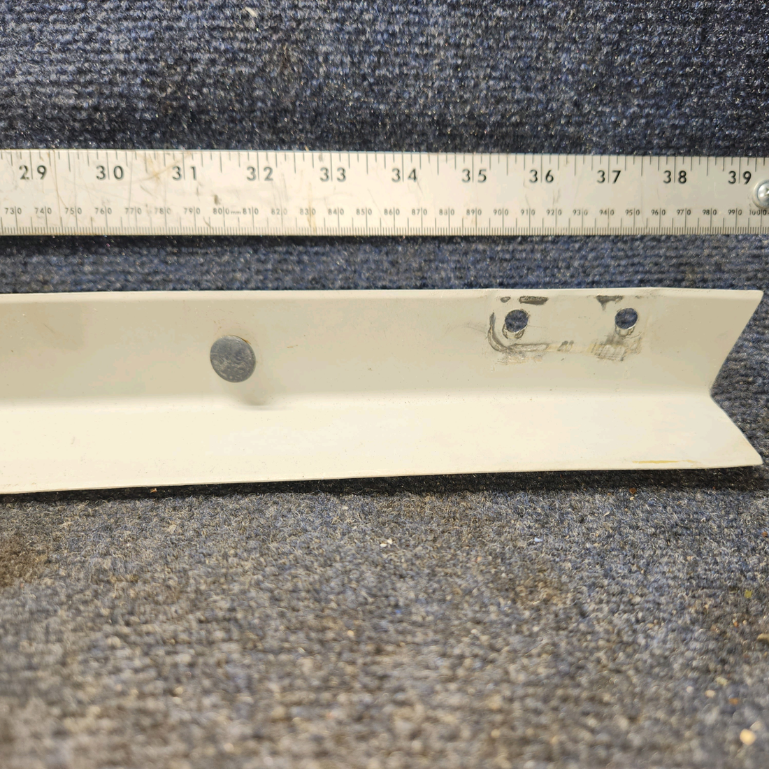 Used aircraft parts for sale, 0511130-1 Cessna 182G Trim Front Spar Upholstery