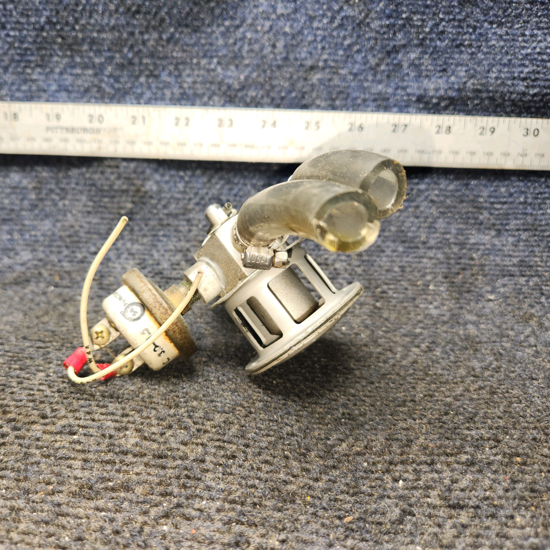 Used aircraft parts for sale, 2H3-19 Airborne Piper PA28-161 Vacuum Regulating Valve Assembly