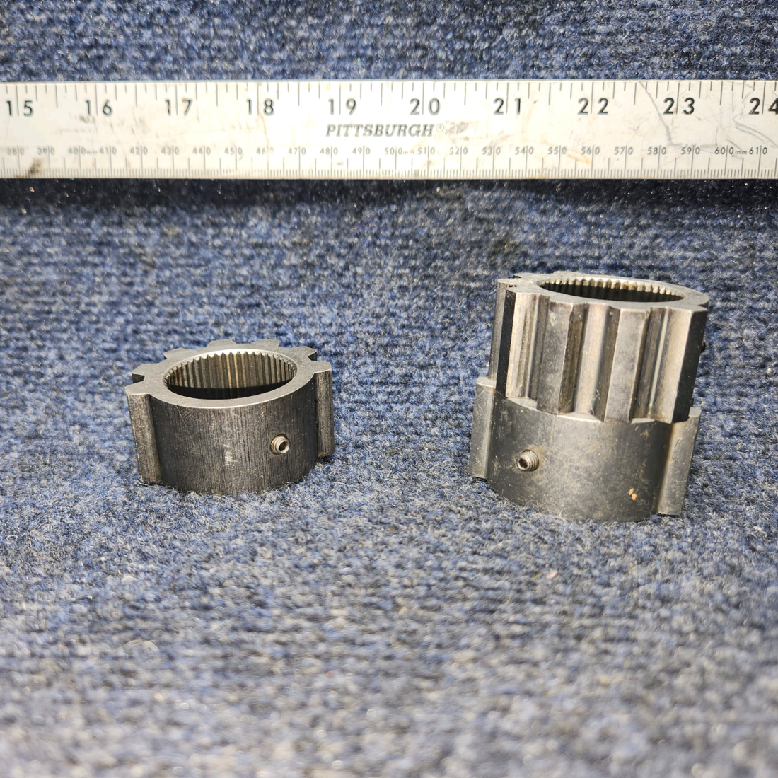 Used aircraft parts for sale, 9882002-2 Cessna 172RG Selector Gear - Price per Each